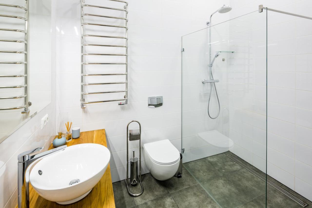 New Large 2 Bedroom In Lviv Historic Centre Eksteriør billede