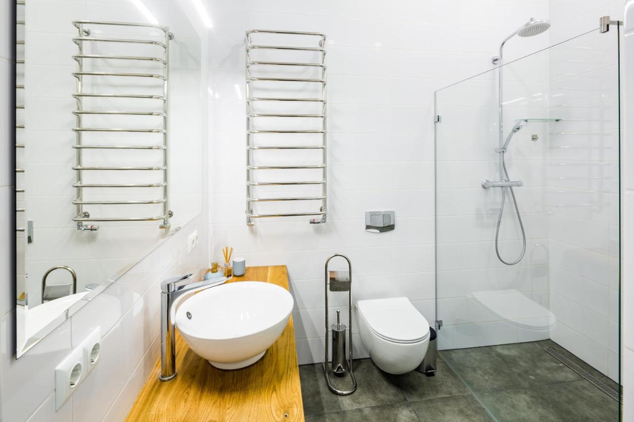 New Large 2 Bedroom In Lviv Historic Centre Eksteriør billede